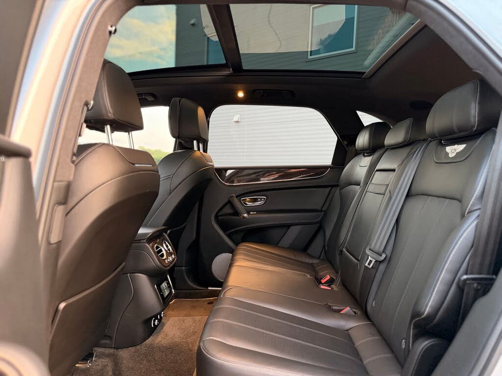 2019 Bentley Bentayga V8 AWD photo 22