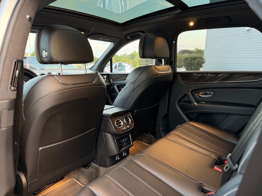 2019 Bentley Bentayga V8 AWD photo 23