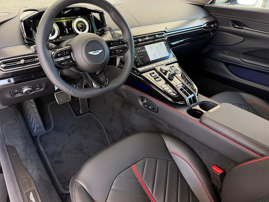 2026 Aston Martin Vantage S Coupe RWD photo 3
