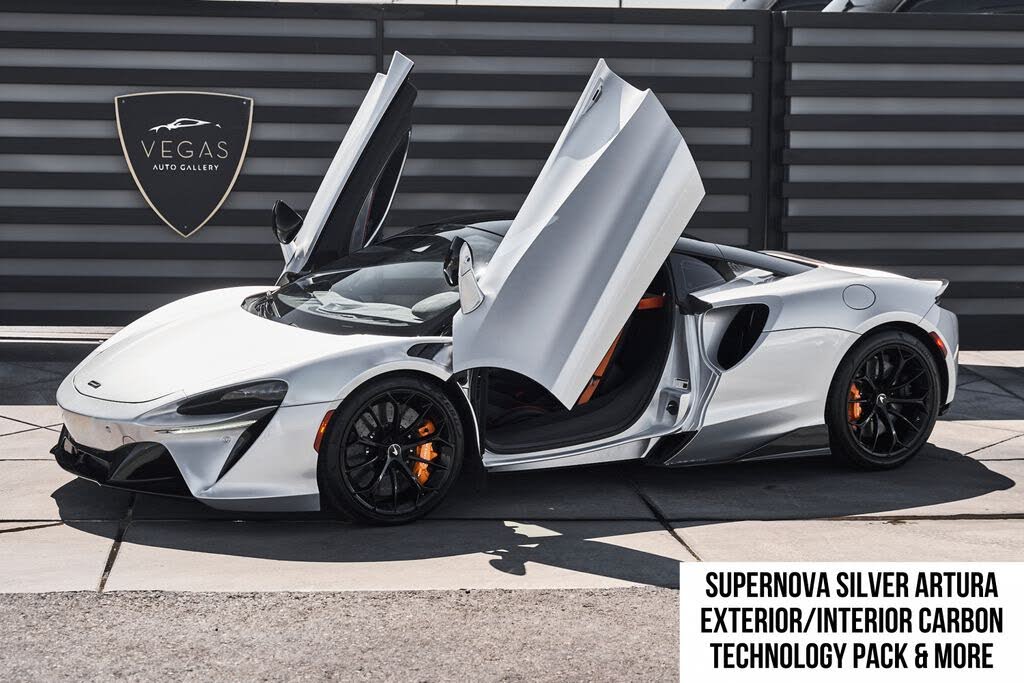 2023 McLaren Artura RWD
