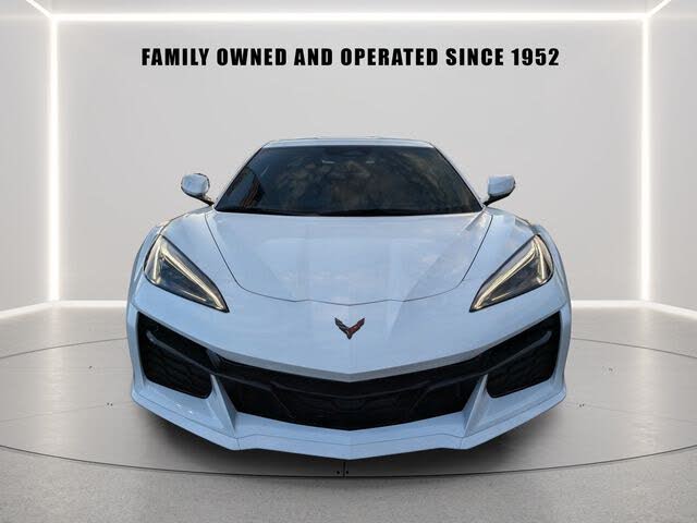 2025 Chevrolet Corvette Z06 1LZ Coupe RWD photo 5