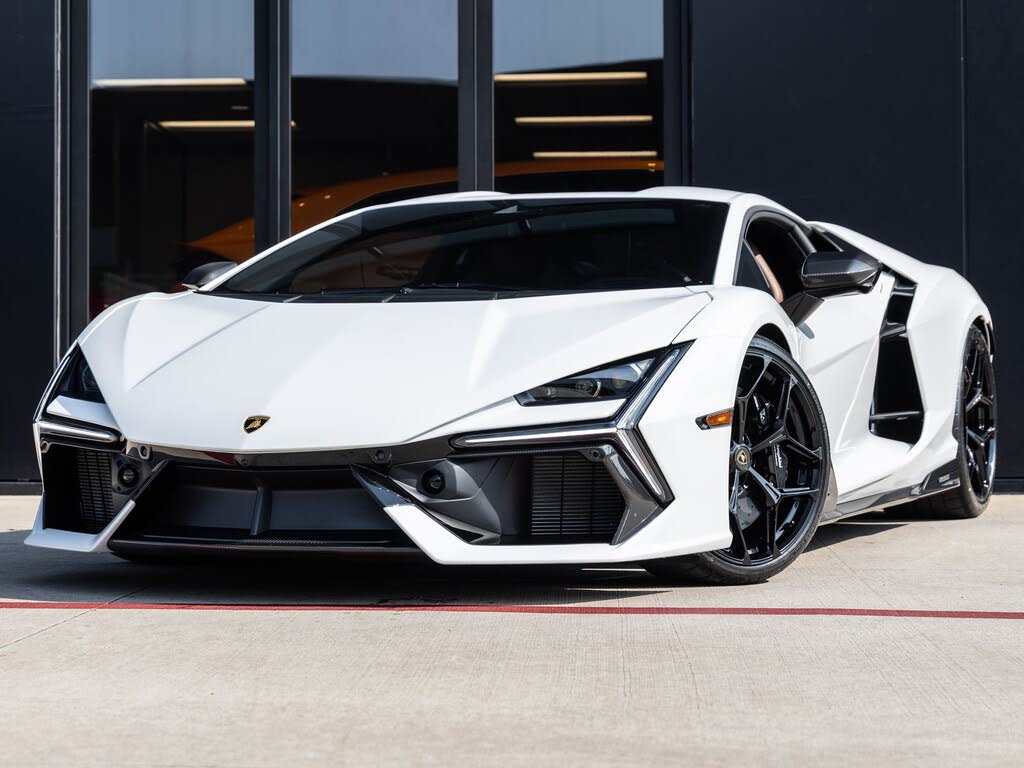 2024 Lamborghini Revuelto AWD
