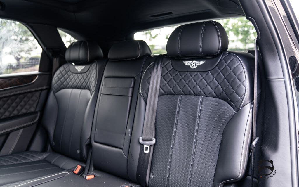 2018 Bentley Bentayga W12 Signature Edition AWD photo 18