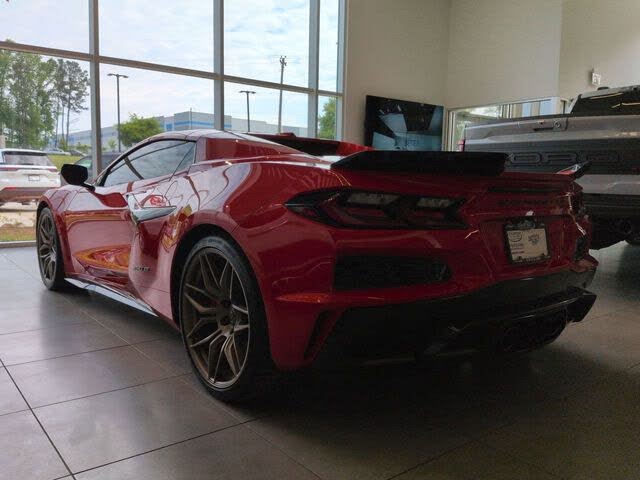 2025 Chevrolet Corvette Z06 1LZ Convertible RWD photo 6