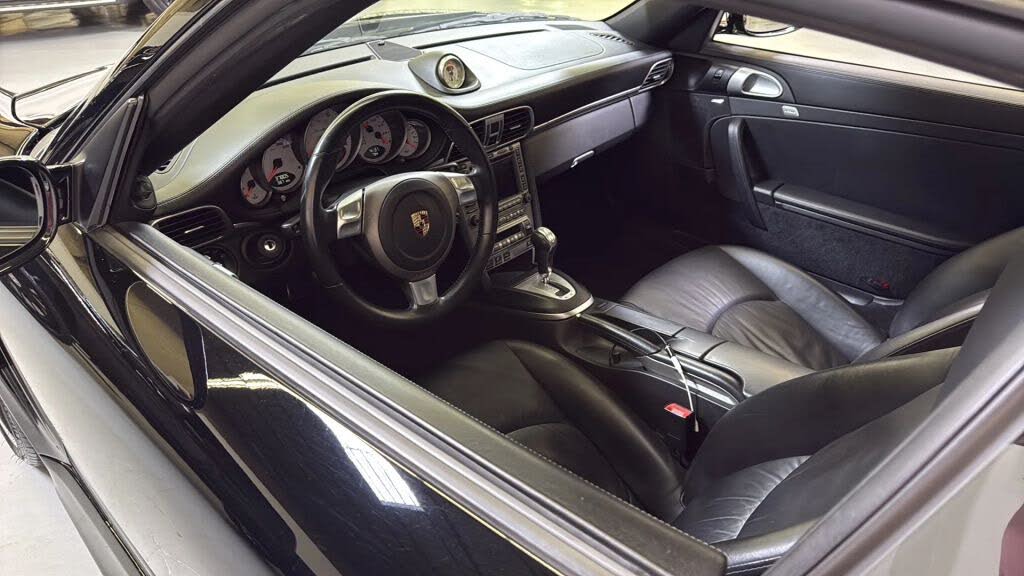 2007 Porsche 911 Turbo Coupe AWD photo 15 of 24