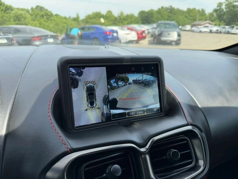 2019 Aston Martin Vantage RWD photo 19