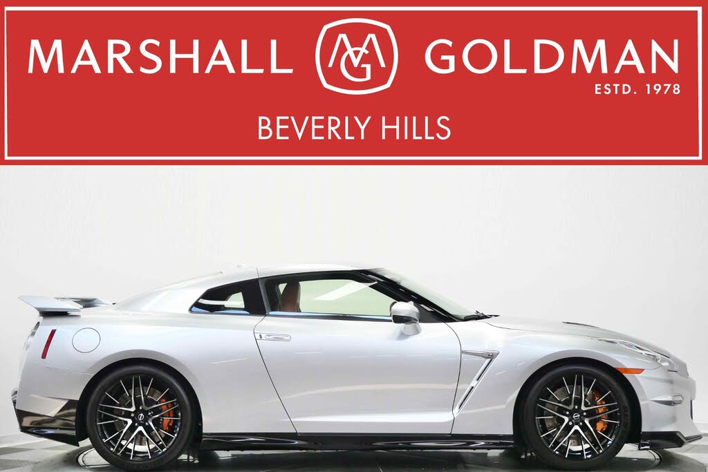 2024 Nissan GT-R Premium AWD