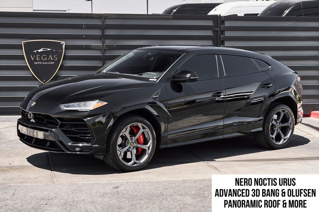 2022 Lamborghini Urus AWD