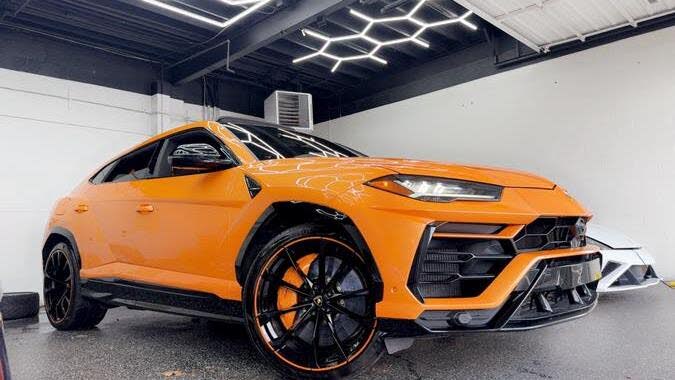 2021 Lamborghini Urus AWD photo 17