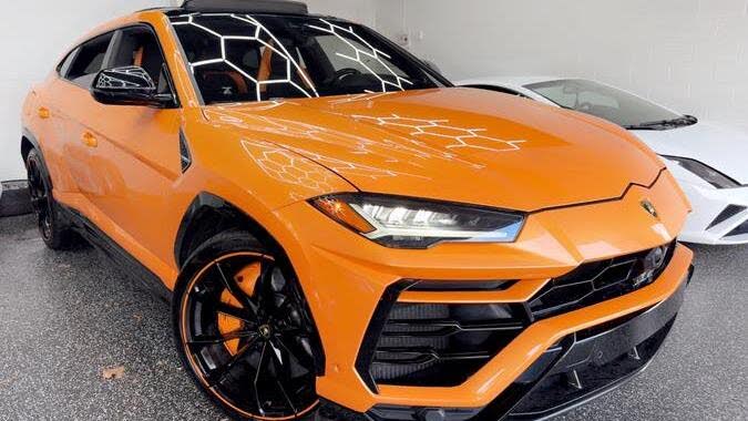2021 Lamborghini Urus AWD photo 9