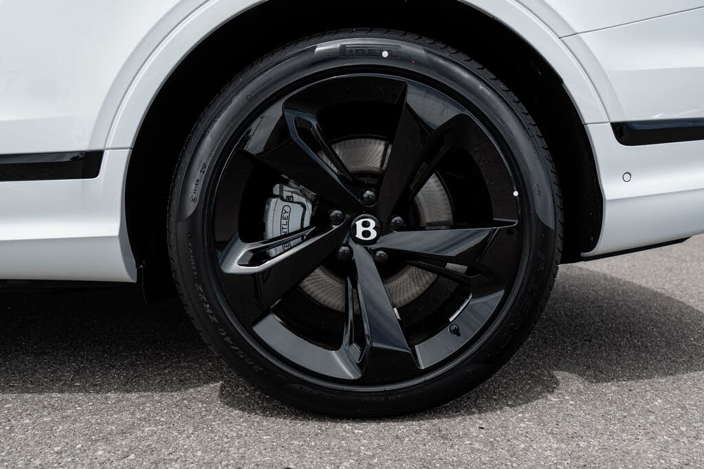 2026 Bentley Bentayga V8 AWD photo 7