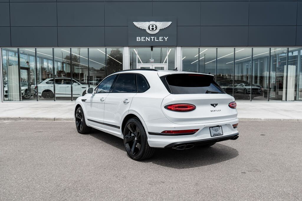 2026 Bentley Bentayga V8 AWD photo 8