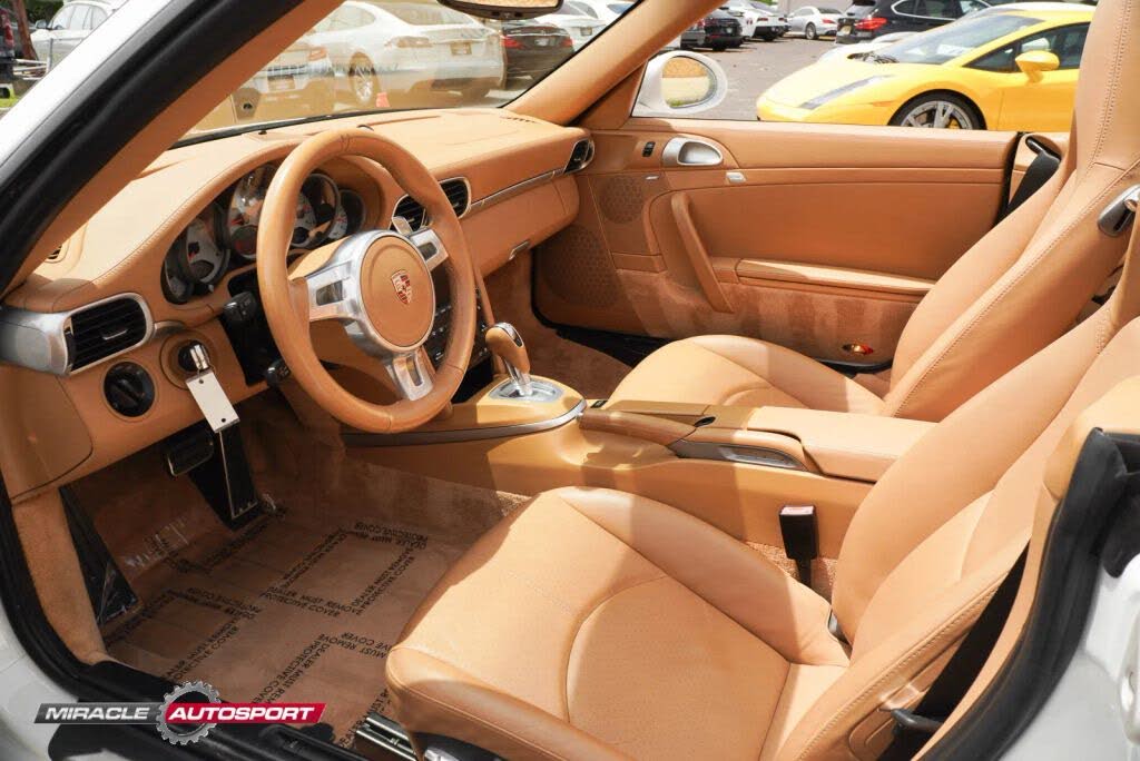 2010 Porsche 911 Turbo Cabriolet AWD photo 22 of 24