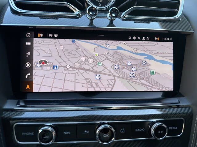 2023 Bentley Bentayga Azure V8 AWD photo 23