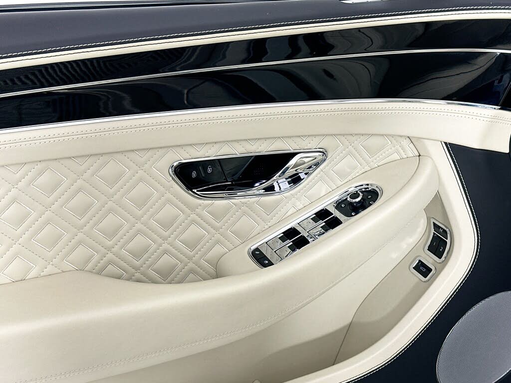 2021 Bentley Continental GTC V8 AWD photo 18