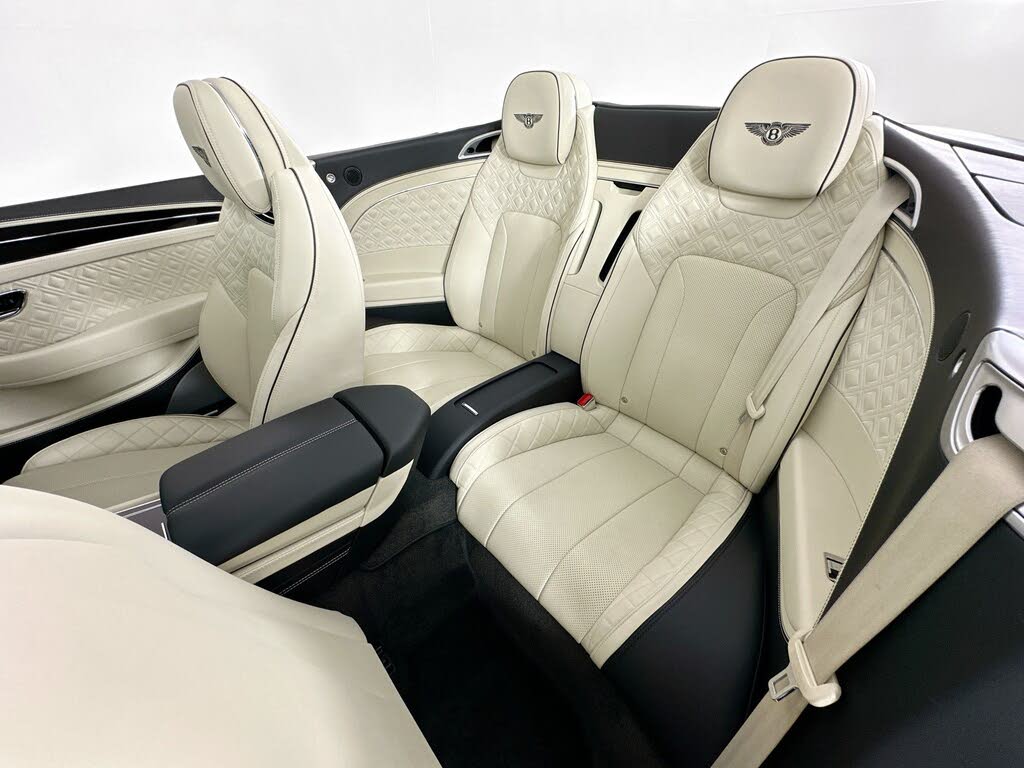 2021 Bentley Continental GTC V8 AWD photo 24