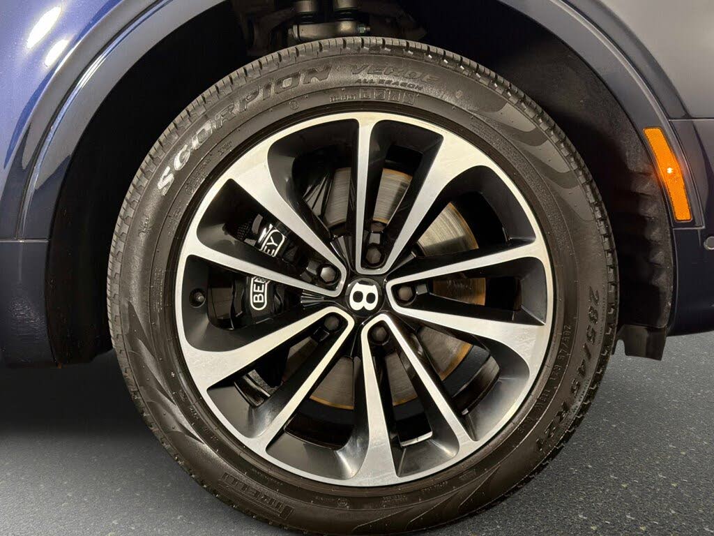 2024 Bentley Bentayga S V8 AWD photo 19