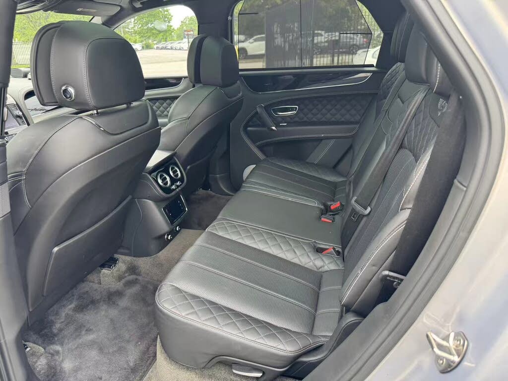 2018 Bentley Bentayga photo 13