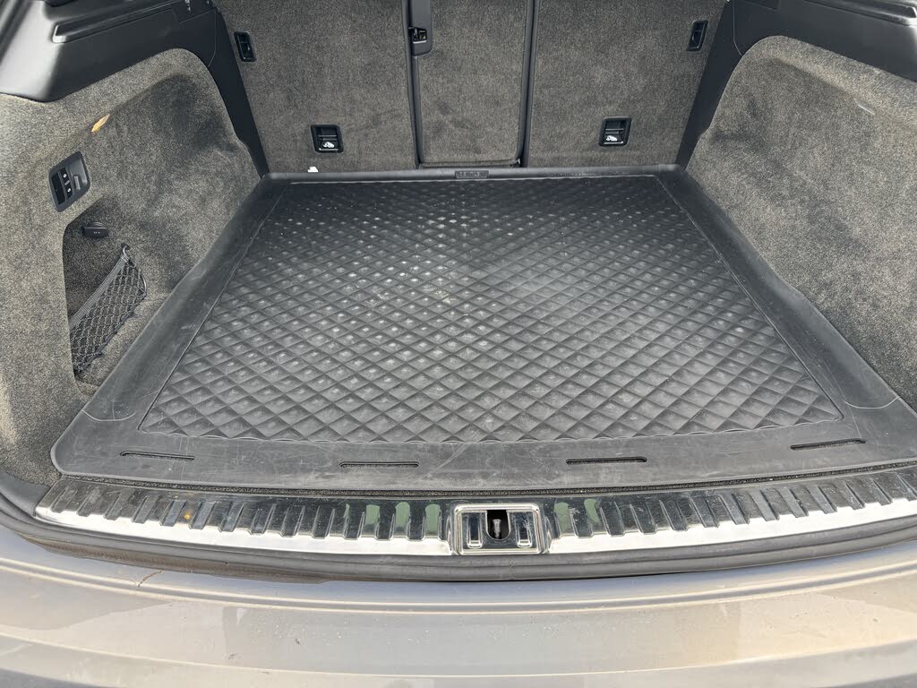 2018 Bentley Bentayga photo 16