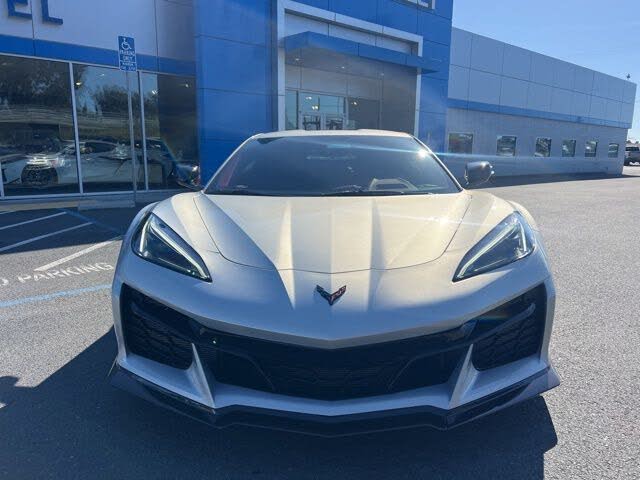 2023 Chevrolet Corvette Z06 3LZ Coupe RWD photo 2