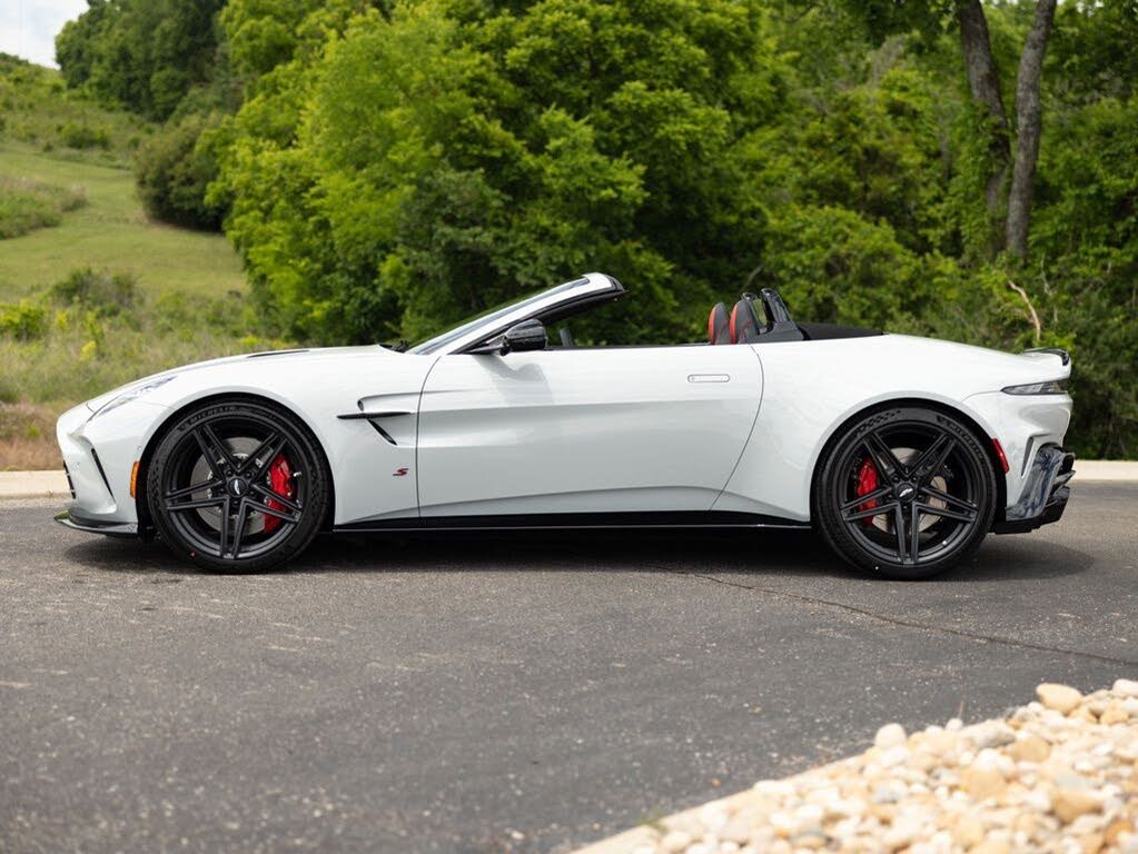 2026 Aston Martin Vantage S Roadster RWD photo 3