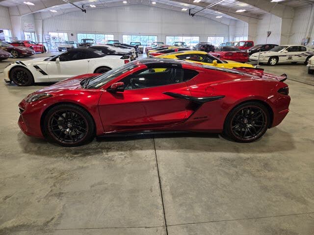 2025 Chevrolet Corvette Z06 3LZ Coupe RWD photo 2