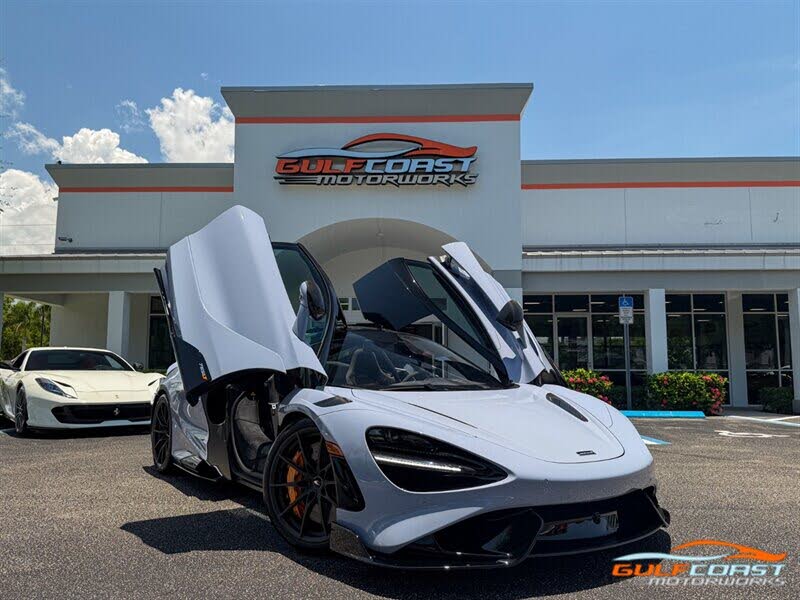 2021 McLaren 765LT RWD