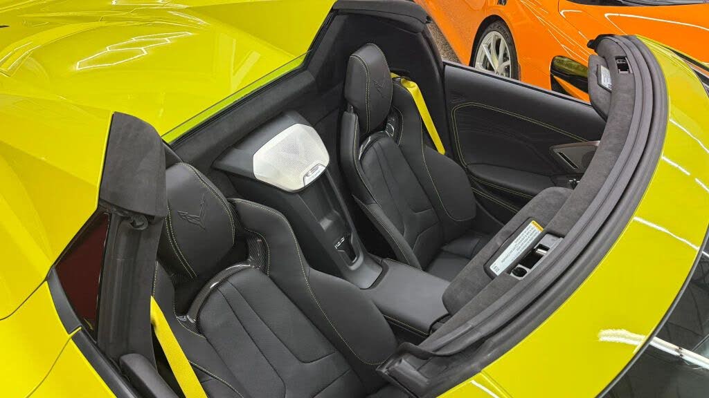 2024 Chevrolet Corvette Z06 3LZ Convertible RWD photo 8
