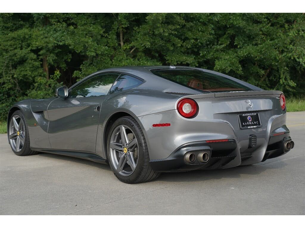 2016 Ferrari F12 Berlinetta Coupe photo 13