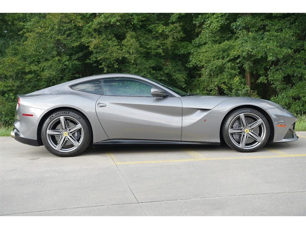 2016 Ferrari F12 Berlinetta Coupe photo 3