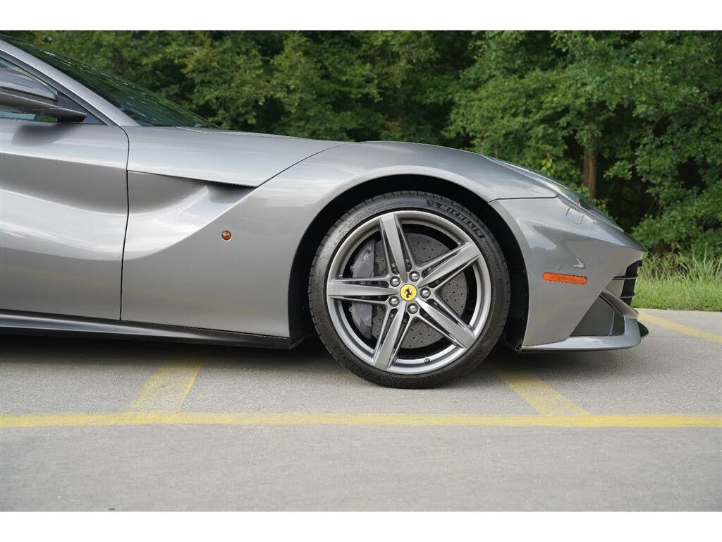 2016 Ferrari F12 Berlinetta Coupe photo 6