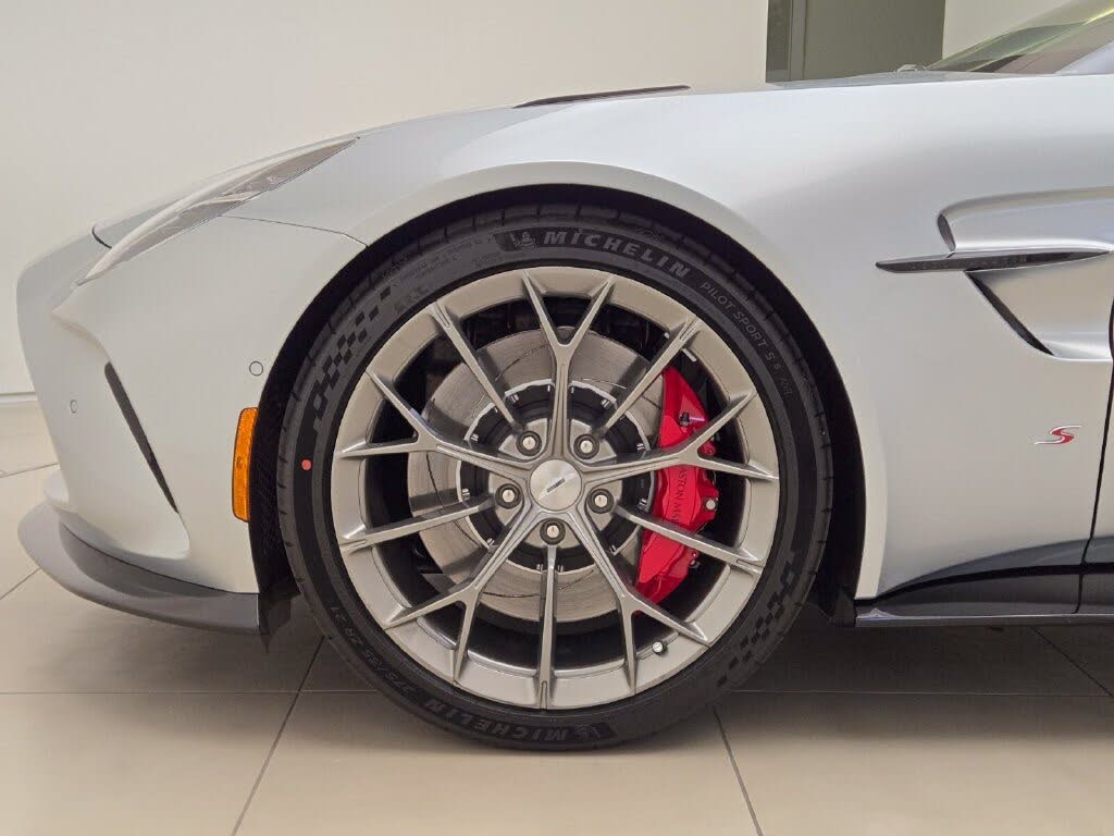 2026 Aston Martin Vantage S Coupe RWD photo 13