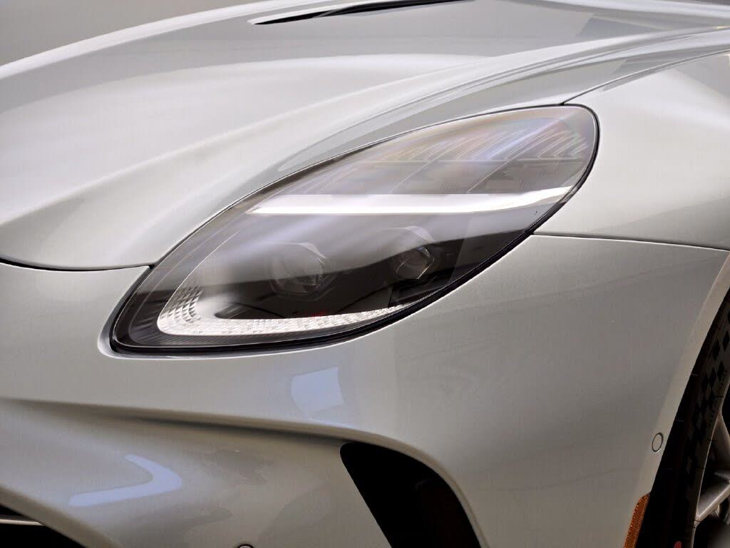 2026 Aston Martin Vantage S Coupe RWD photo 5