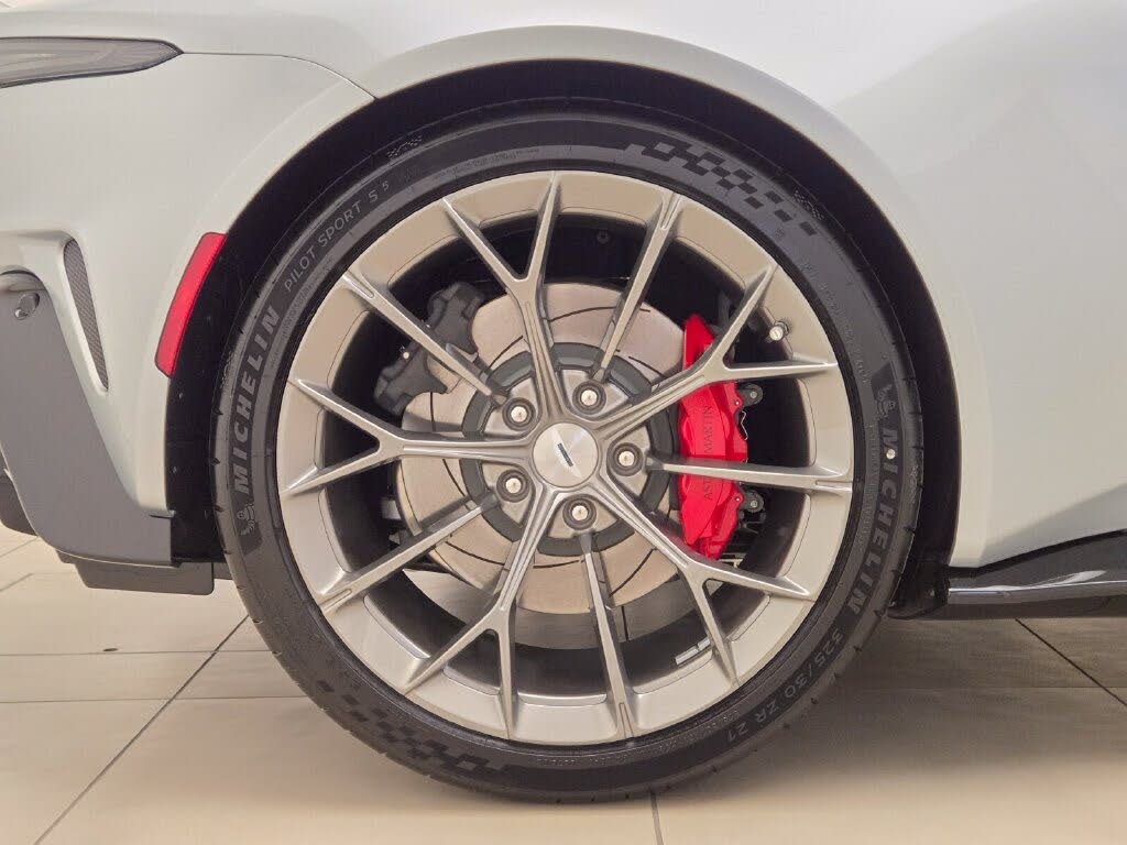 2026 Aston Martin Vantage S Coupe RWD photo 7