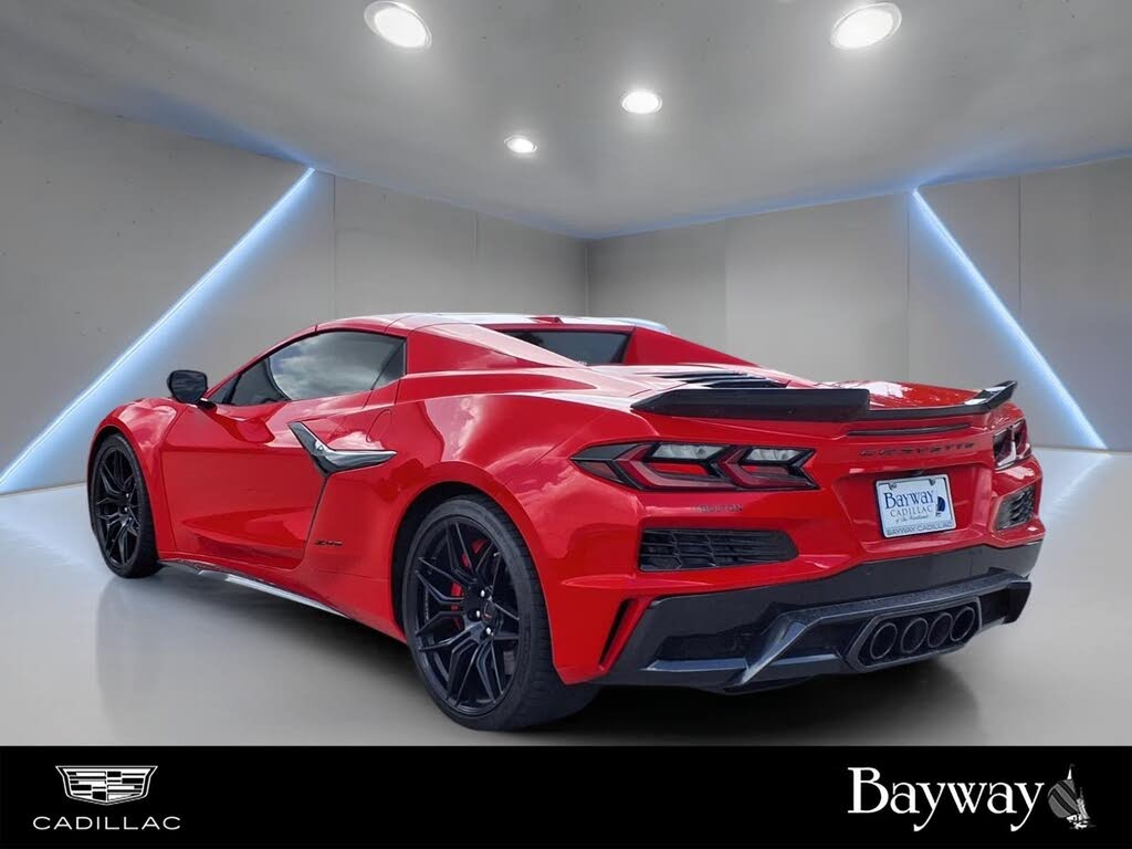 2023 Chevrolet Corvette Z06 3LZ Convertible RWD photo 8