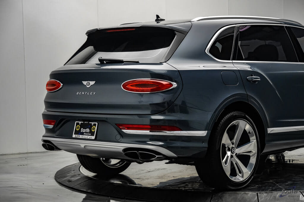2023 Bentley Bentayga V8 AWD photo 17