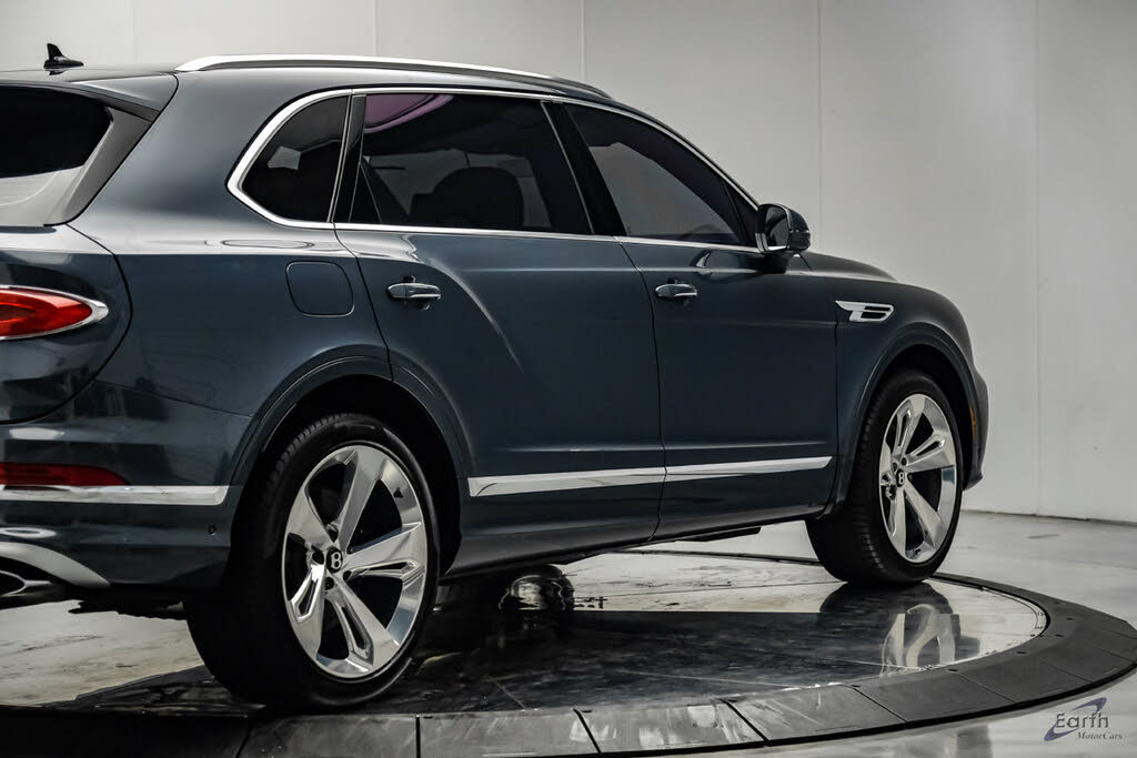 2023 Bentley Bentayga V8 AWD photo 18