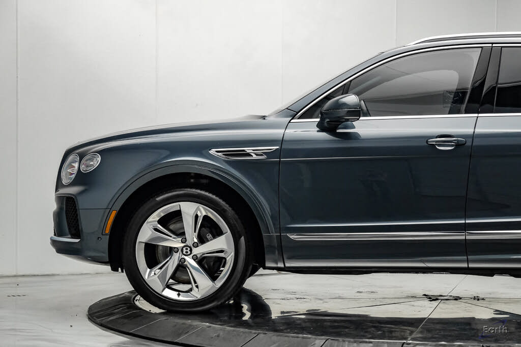 2023 Bentley Bentayga V8 AWD photo 8