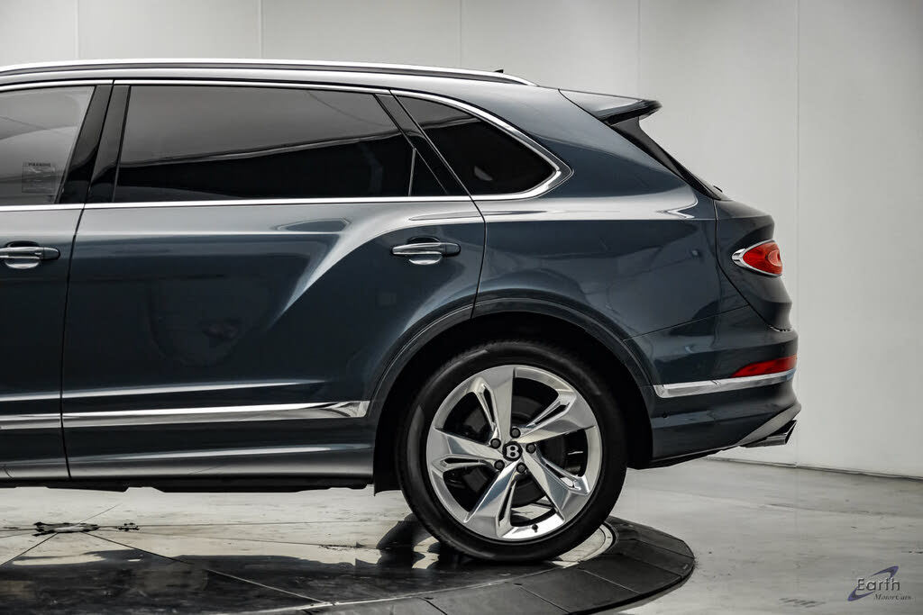 2023 Bentley Bentayga V8 AWD photo 9