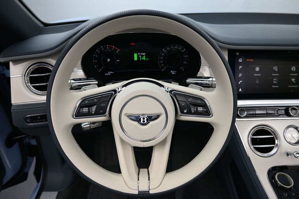 2026 Bentley Continental GTC Mulliner AWD photo 17