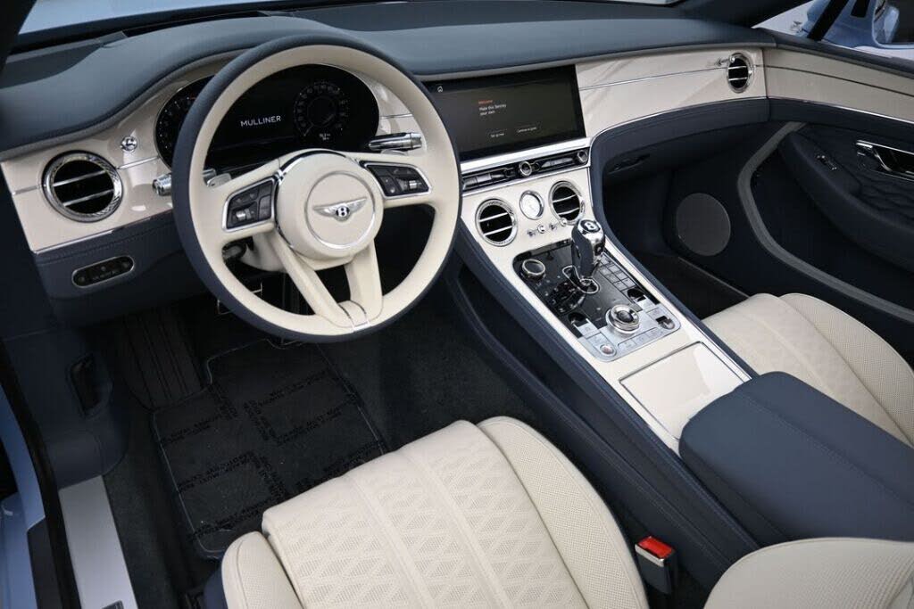 2026 Bentley Continental GTC Mulliner AWD photo 18