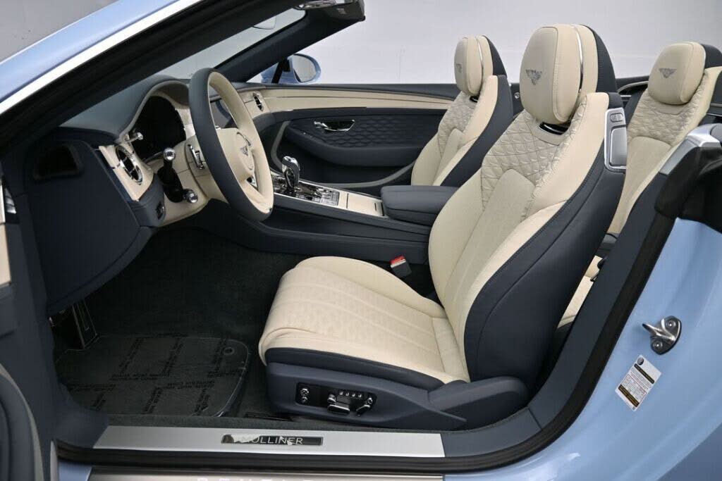 2026 Bentley Continental GTC Mulliner AWD photo 4