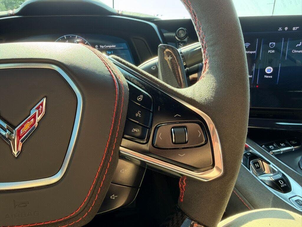 2025 Chevrolet Corvette Z06 3LZ Convertible RWD photo 17