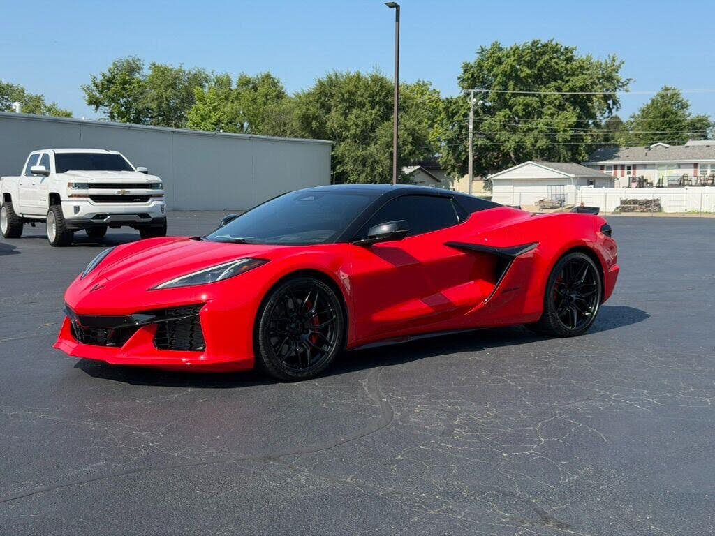 2025 Chevrolet Corvette Z06 3LZ Convertible RWD photo 4