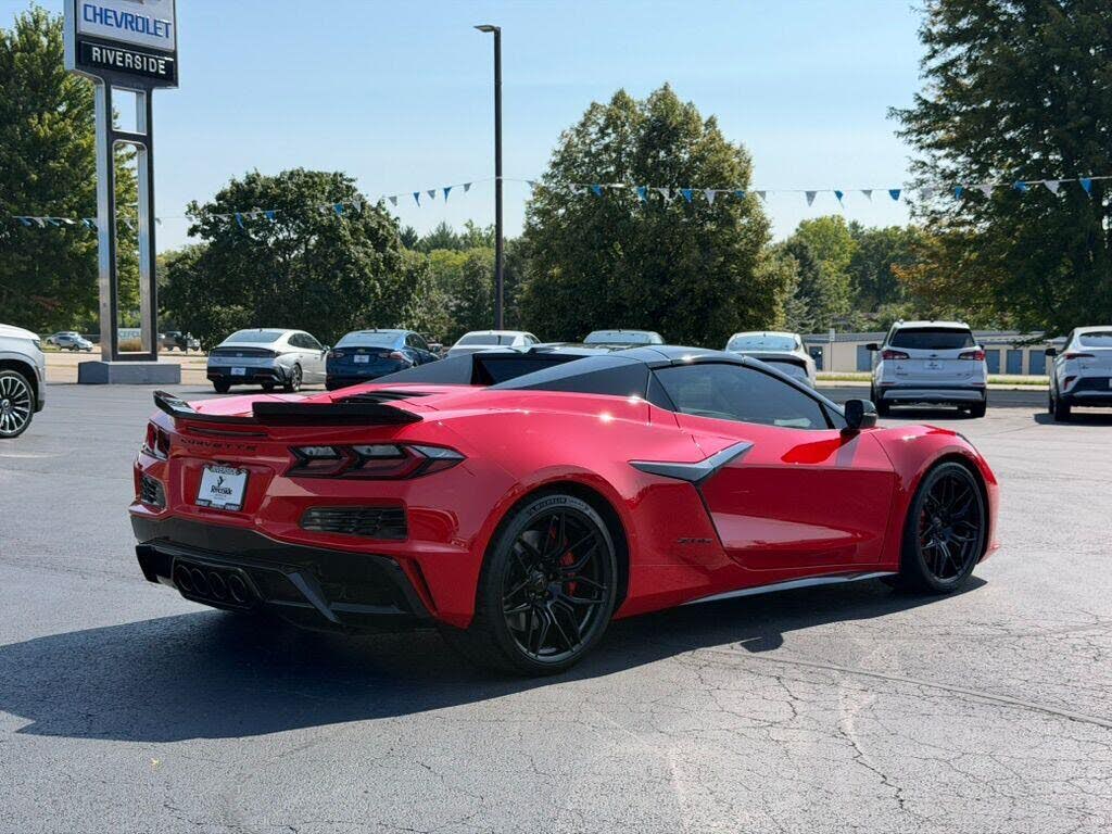 2025 Chevrolet Corvette Z06 3LZ Convertible RWD photo 5