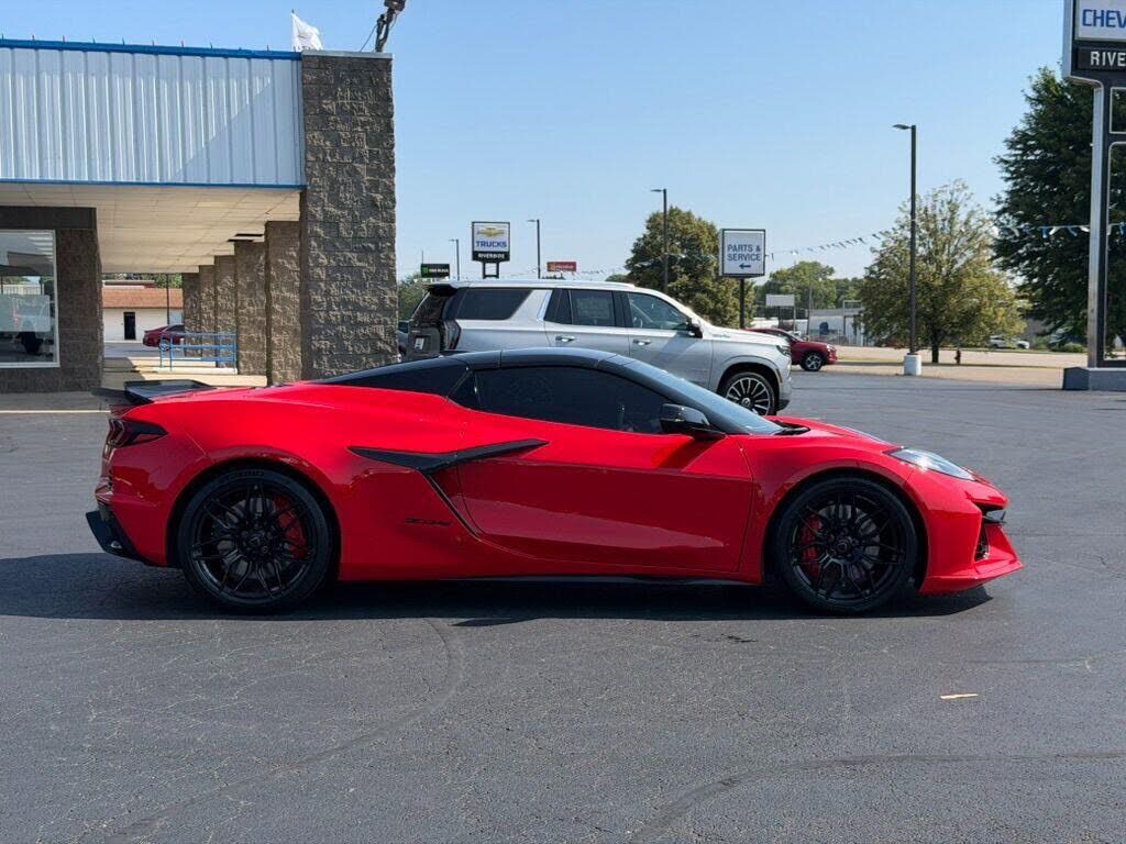 2025 Chevrolet Corvette Z06 3LZ Convertible RWD photo 8