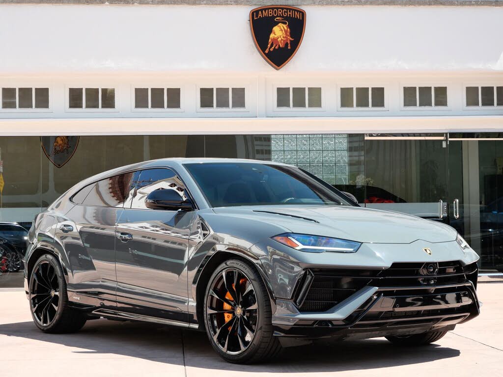 2023 Lamborghini Urus S AWD - $259,990