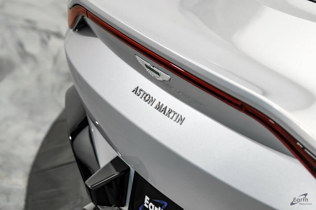 2020 Aston Martin Vantage RWD photo 15