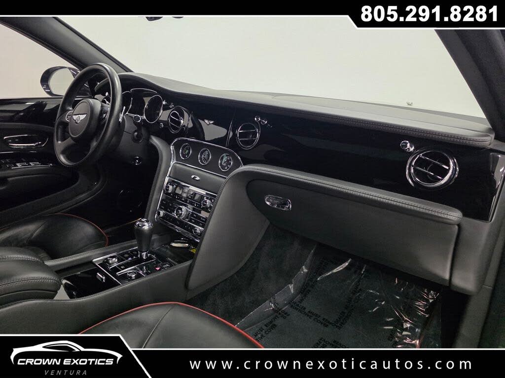 2016 Bentley Mulsanne RWD photo 13