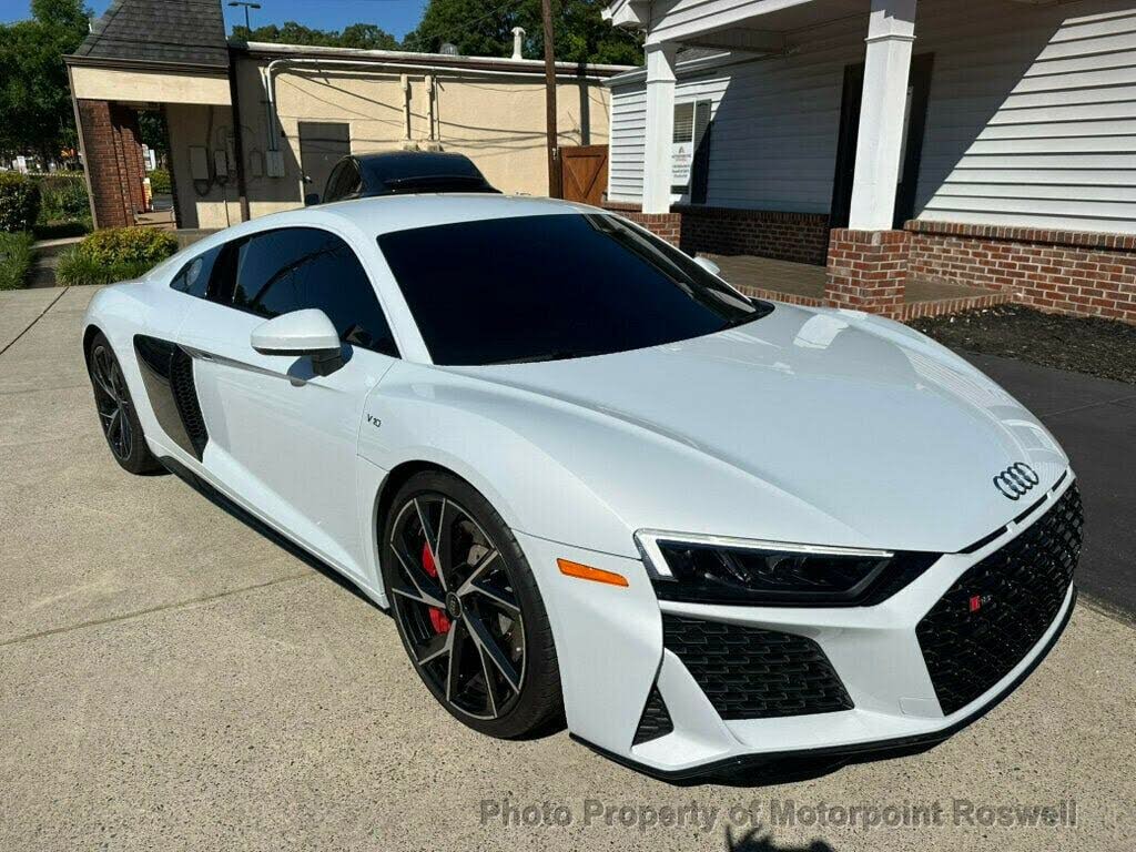 2023 Audi R8 V10 Performance Coupe RWD photo 2 of 24